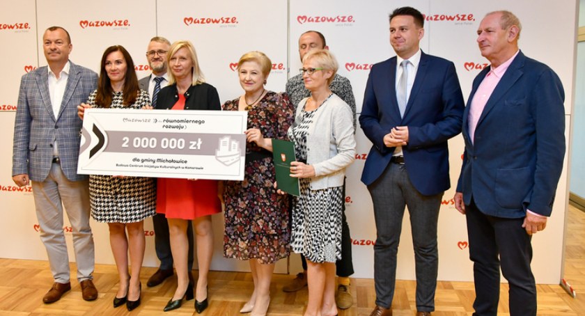 inwestycje, Podwarszawskie gminy wsparciem Mazowsza - zdjęcie, fotografia