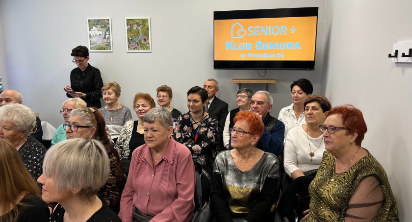 urzędy i administracja , „Senior+” Pruszkowie - zdjęcie, fotografia
