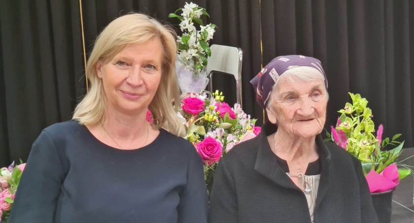 powiat , urodziny Władysławy Ciszek Opaczy Kolonii gminie Michałowice - zdjęcie, fotografia