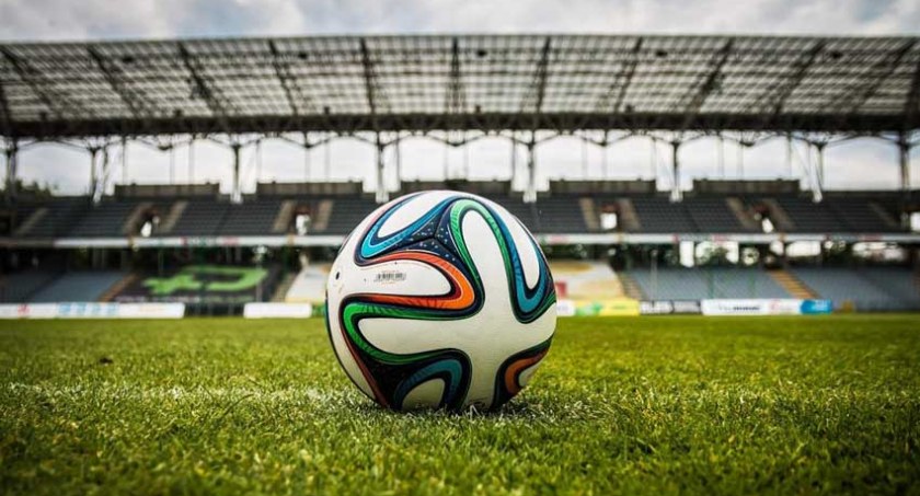 piłka nożna, Pruszkowski poniedziałkowy Flesz Sportowy - zdjęcie, fotografia