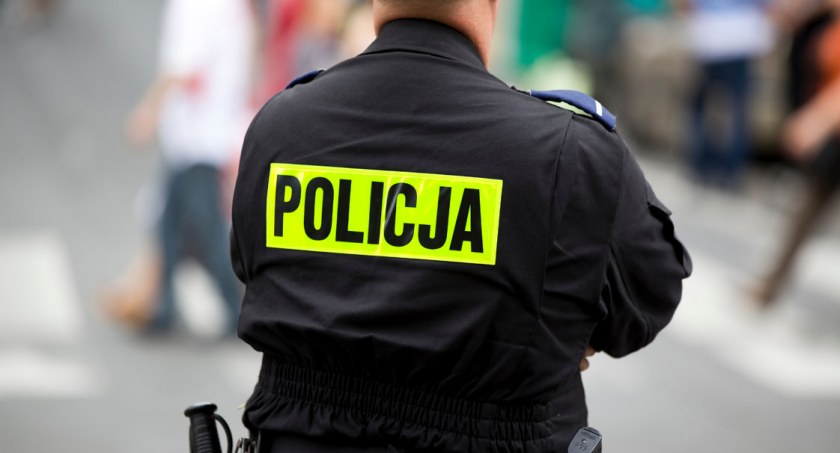 bezpieczeństwo, Policjanci akcji Ćwiczenia mundurowych terenach - zdjęcie, fotografia