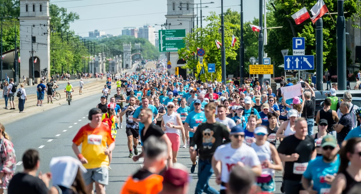 biegi, Konstytucji sportowe święto sercu stolicy! - zdjęcie, fotografia