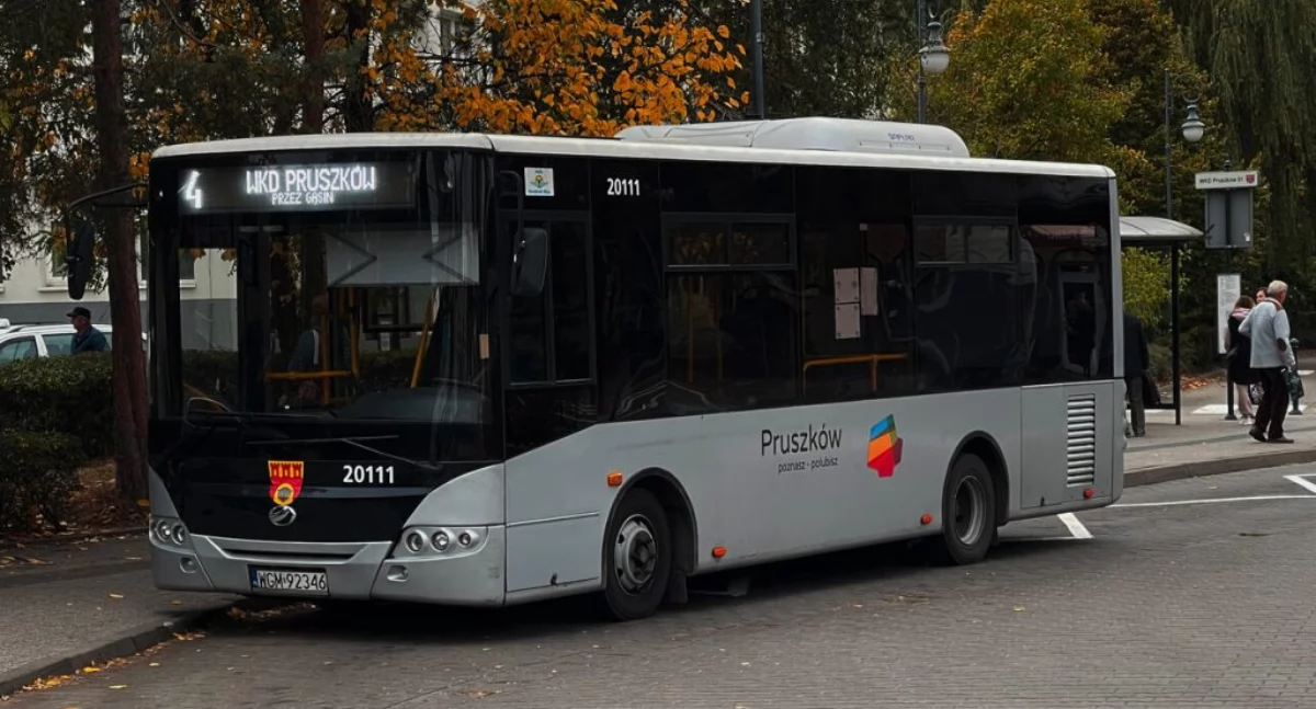 komunikacja, Organizacja ruchu komunikacja miejska Pruszkowie dniach listopada - zdjęcie, fotografia
