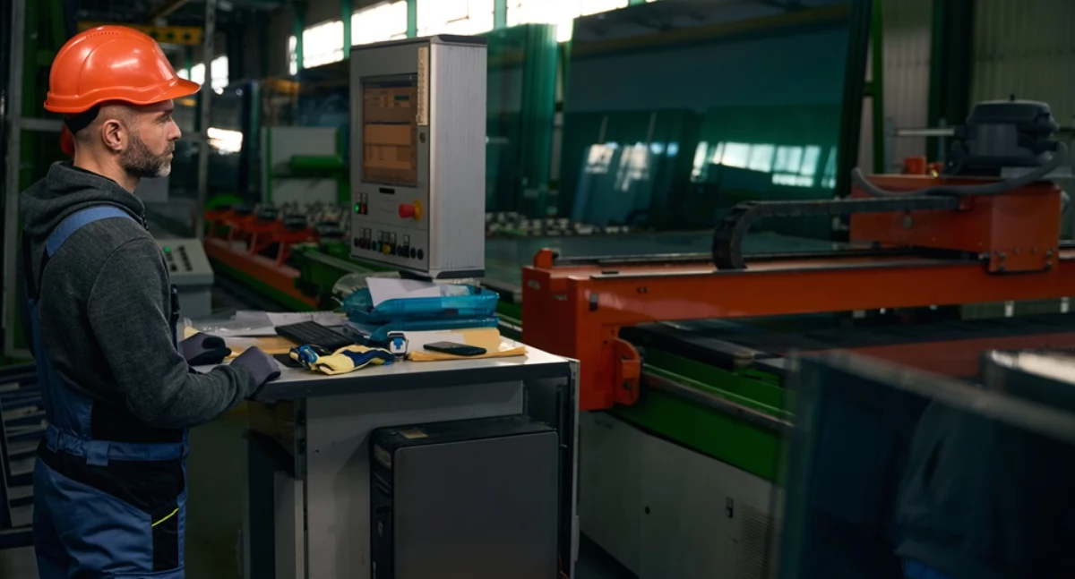 inwestycje, Ergonomia pracy stojącej poprawić komfort zdrowie pracowników - zdjęcie, fotografia