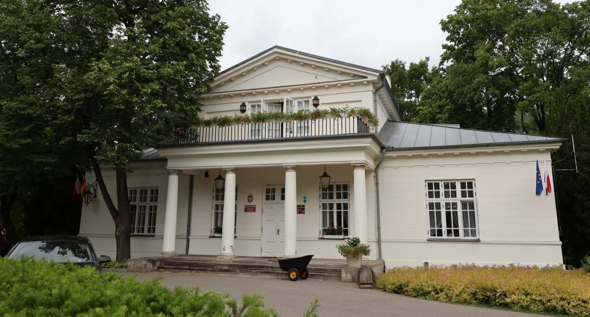 urzędy i administracja , lecia Miasta Pruszkowa hołd historii - zdjęcie, fotografia