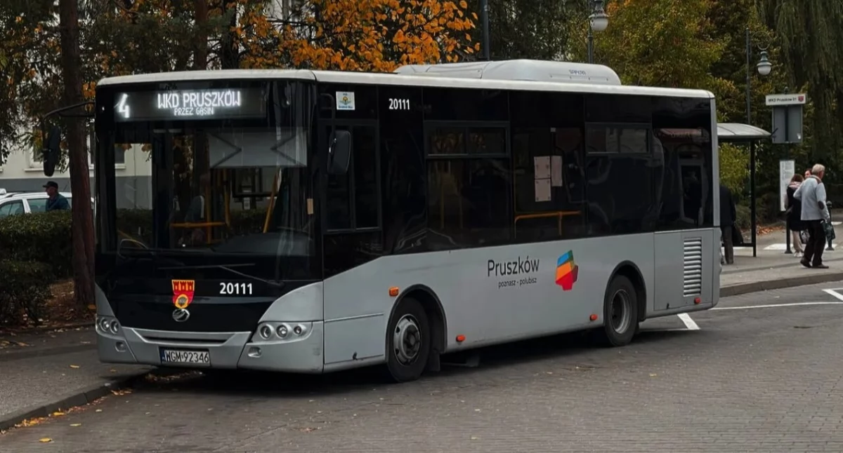 komunikacja, Specjalna linia autobusowa Pruszkowa - zdjęcie, fotografia