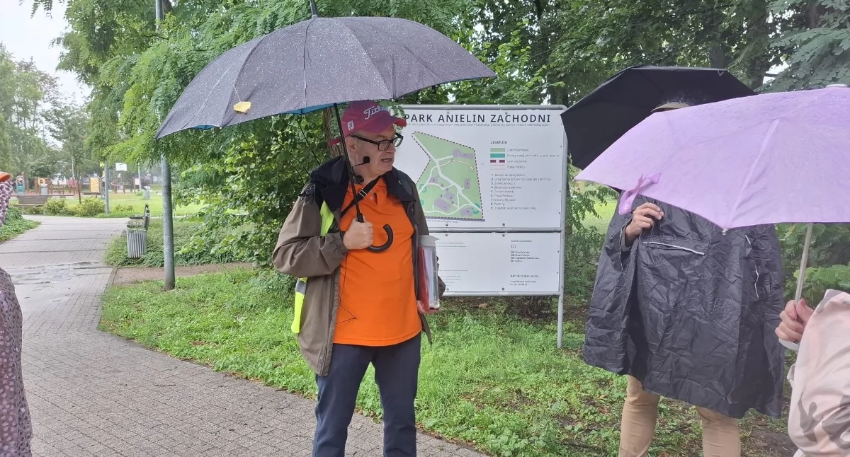 edukacja, Spacer miejski parkach pruszkowskich sierpnia - zdjęcie, fotografia