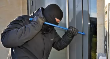 Przed wyjazdem na groby zabezpieczmy swoje domy