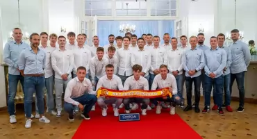 Znicz Pruszków gotowy na sezon 2025/2026! Oficjalna prezentacja drużyny już za nami!