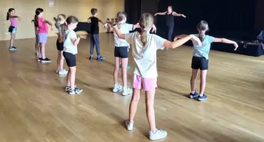 Wakacyjne warsztaty taneczne dla dzieci i młodzieży w gminie Michałowice za nami