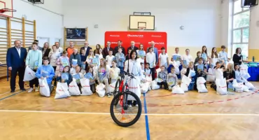 Podsumowanie akcji „Jesteś widoczny, jesteś bezpieczny” - zwyciężyła uczennica szkoły podstawowej w Otrębusach