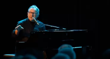 Wieczór z piosenką, która mówi prawdę – recital Zbigniewa Zamachowskiego w gminie Michałowice