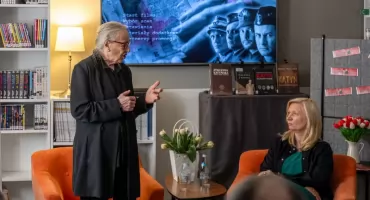 Spotkanie z Mają Komorowską i projekcja filmu „Katyń” w Komorowie