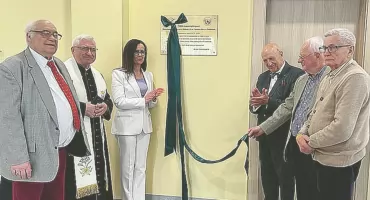 ODSŁONIĘCIE TABLICY w LO im. T. ZANA
